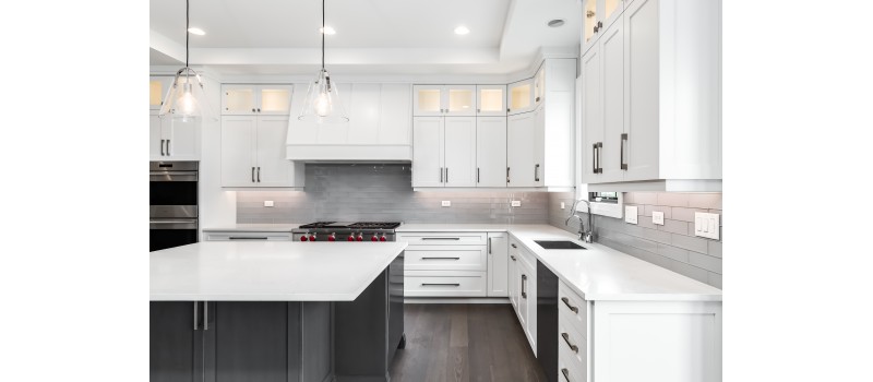 How to Decide Between Dark and Light Kitchen Cabinets? How to Decide Between Dark and Light Kitchen Cabinets?